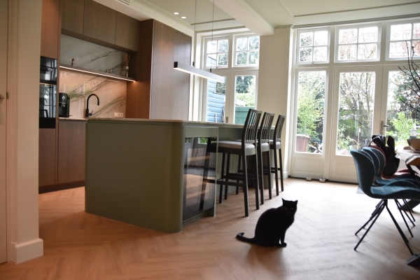 Review: Van verouderde naar een duurzame woning